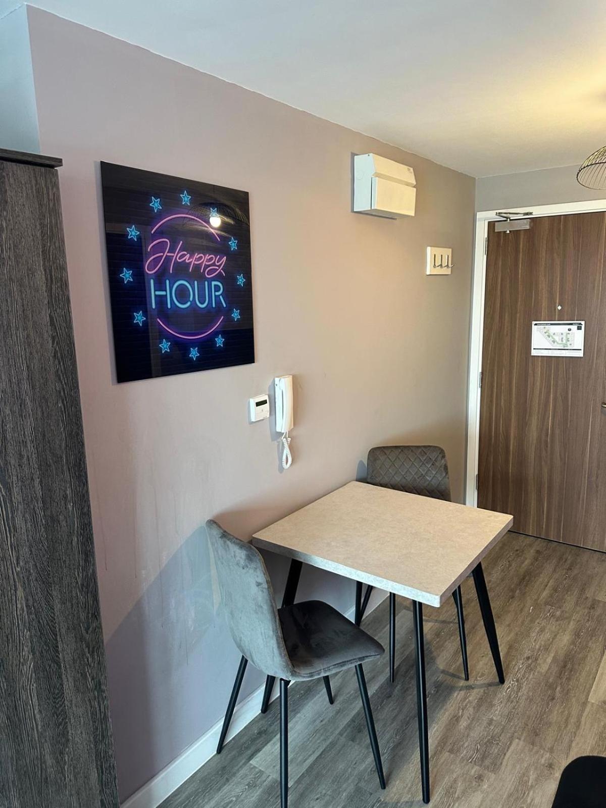 Stunning City View Studio Apartment Liverpool Exterior photo